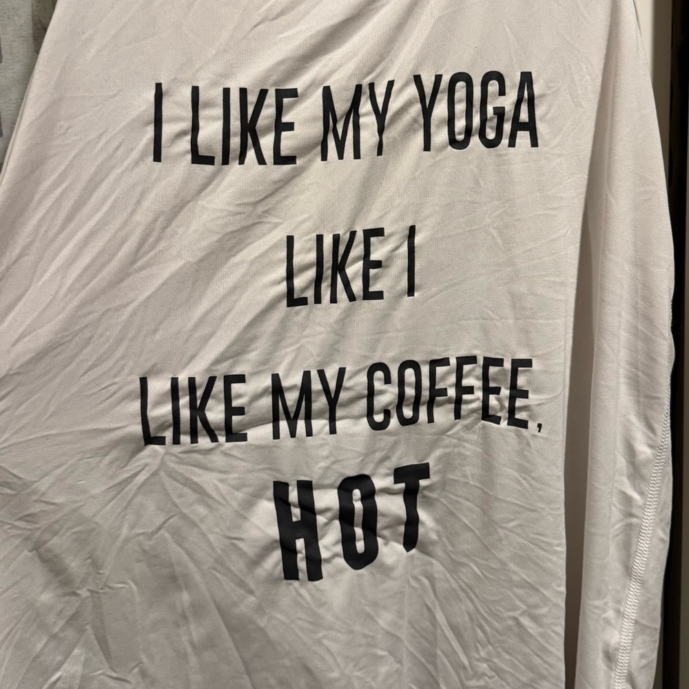 Yoga top - Picture 2 of 4